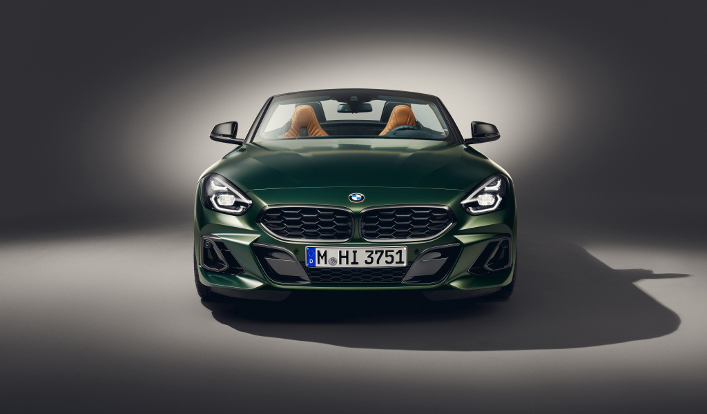 Автомобиль BMW Z4 M40i MT Pure Impulse Edition 2024 года вид спереди