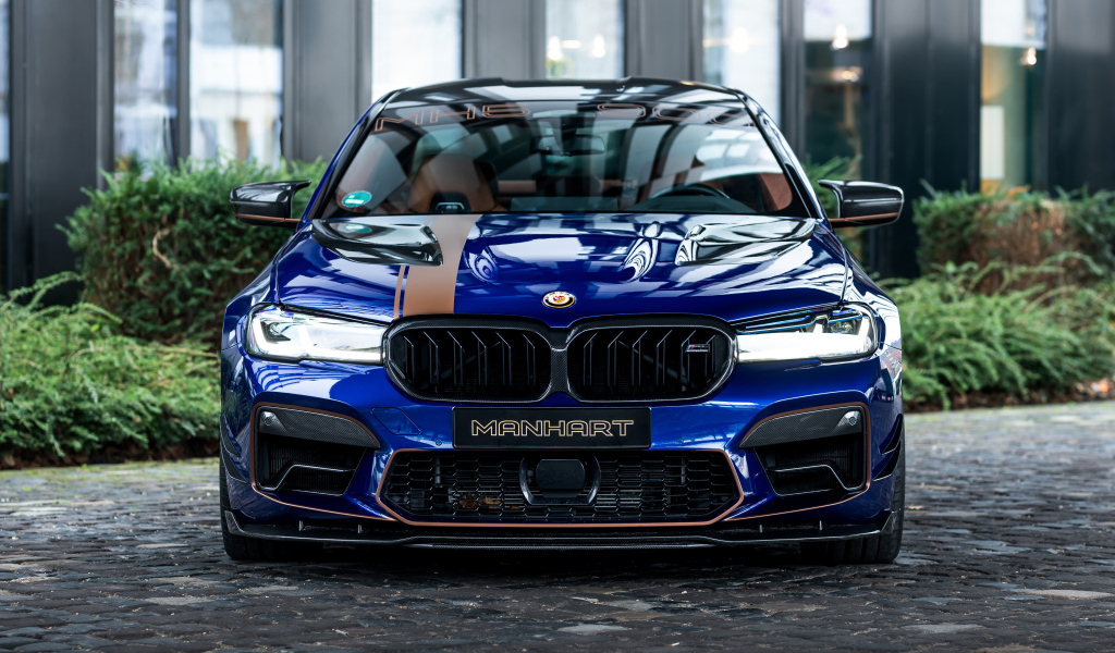 Вид спереди на автомобиль BMW M5 Manhart MH5 900 Limited