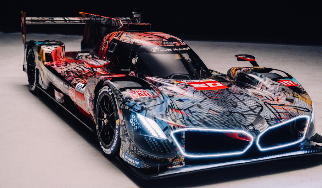 Новый спортивный автомобиль  BMW Art Car By Julie Mehretu