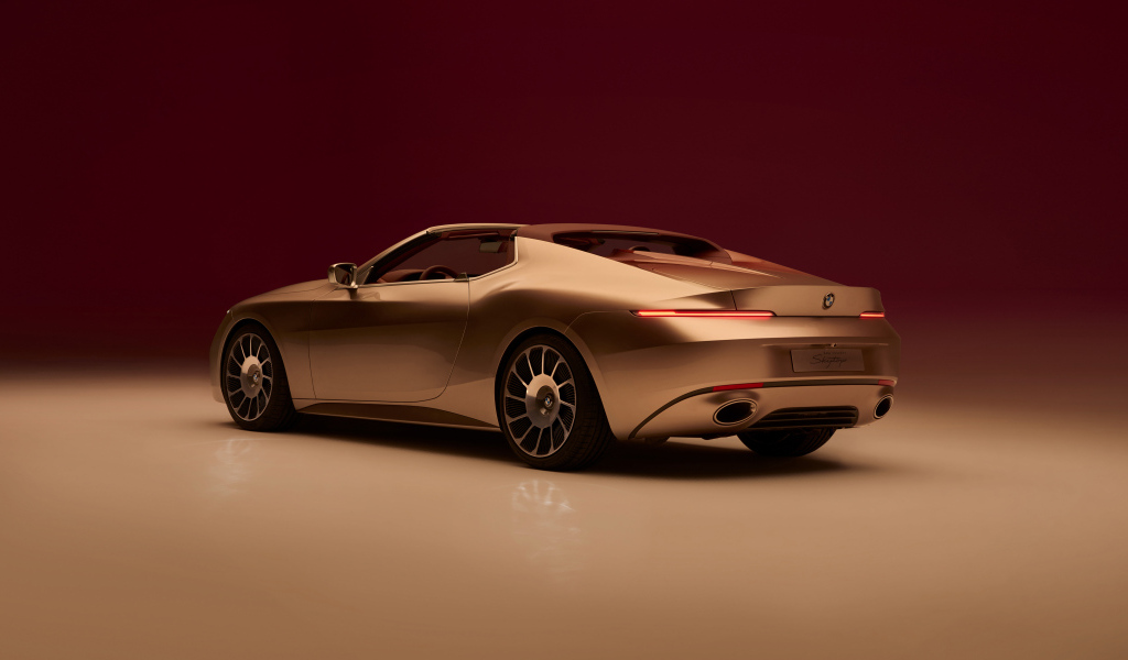 Вид сзади на автомобиль BMW Concept Skytop 2024 года