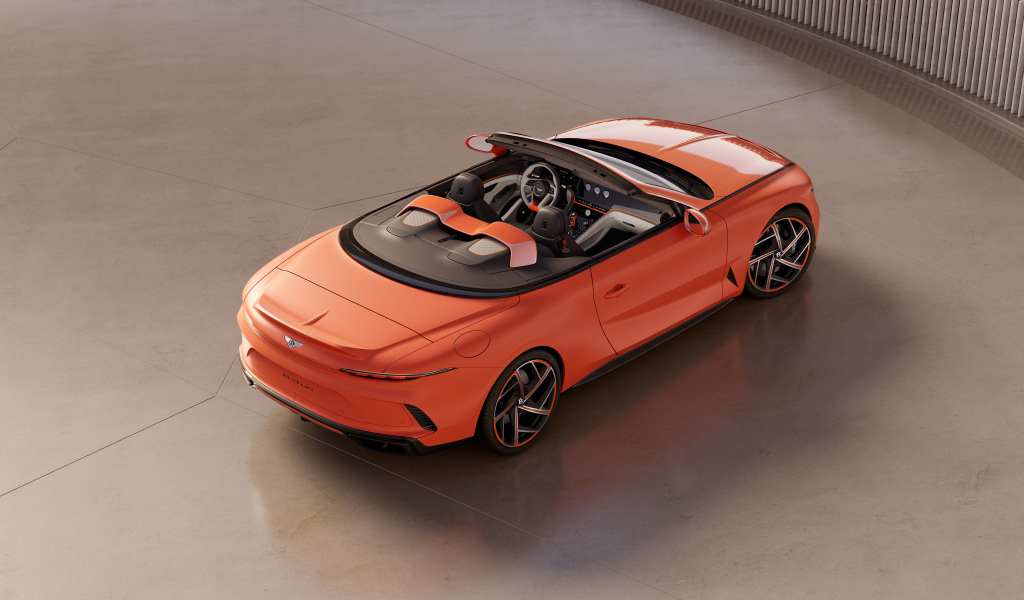 Красный автомобиль Bentley Mulliner Batur Convertible 2024 года вид сверху