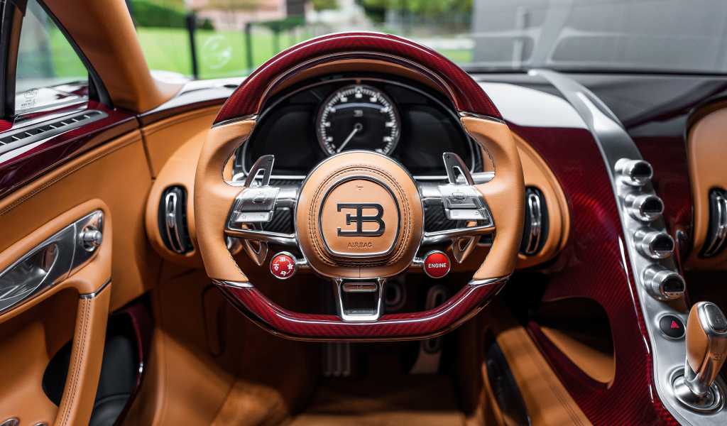 Стильный салон автомобиля Bugatti Chiron