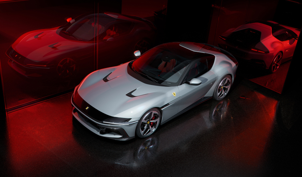 Вид сверху на автомобиль Ferrari 12Cilindri 2024 года