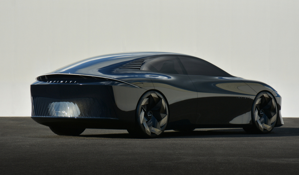 Вид сзади на автомобиль Infiniti Vision Qe