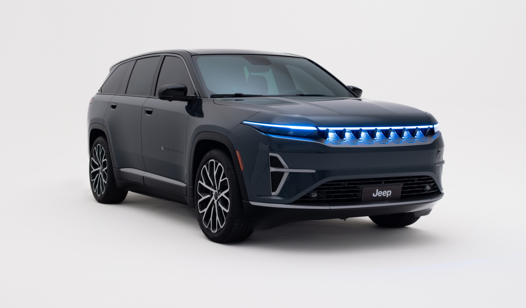 Автомобиль Jeep Wagoneer S Launch Edition 2024 года