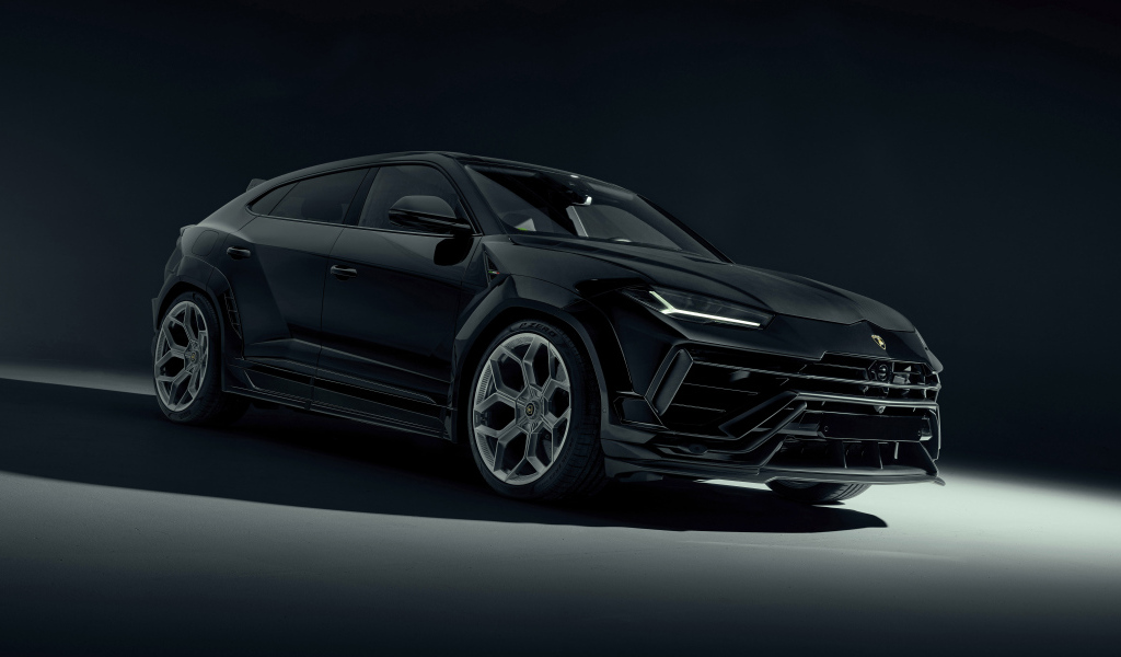 Черный стильный внедорожник Lamborghini Urus