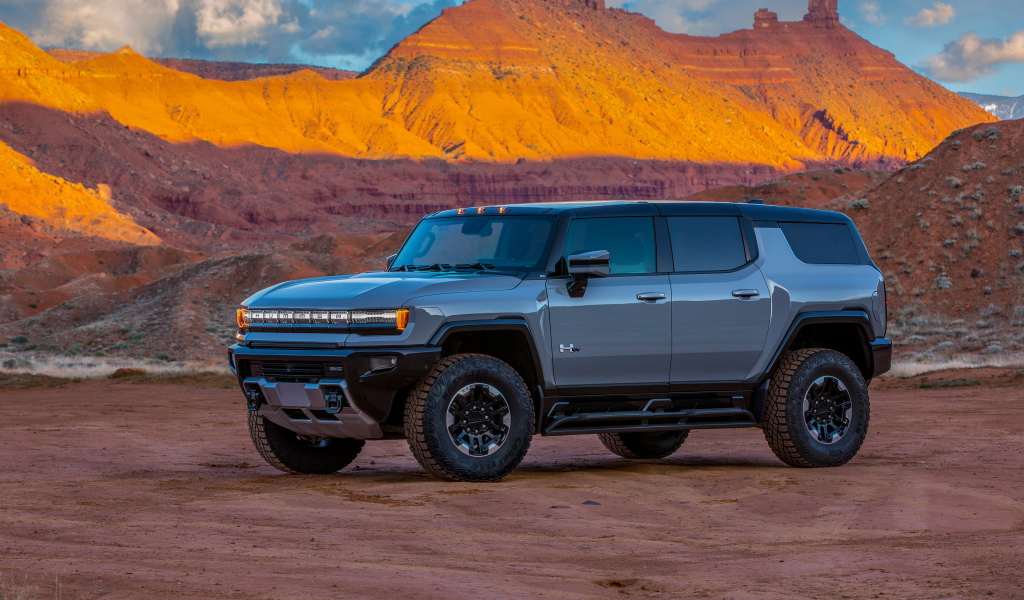 Внедорожник GMC Hummer EV 2024 года
