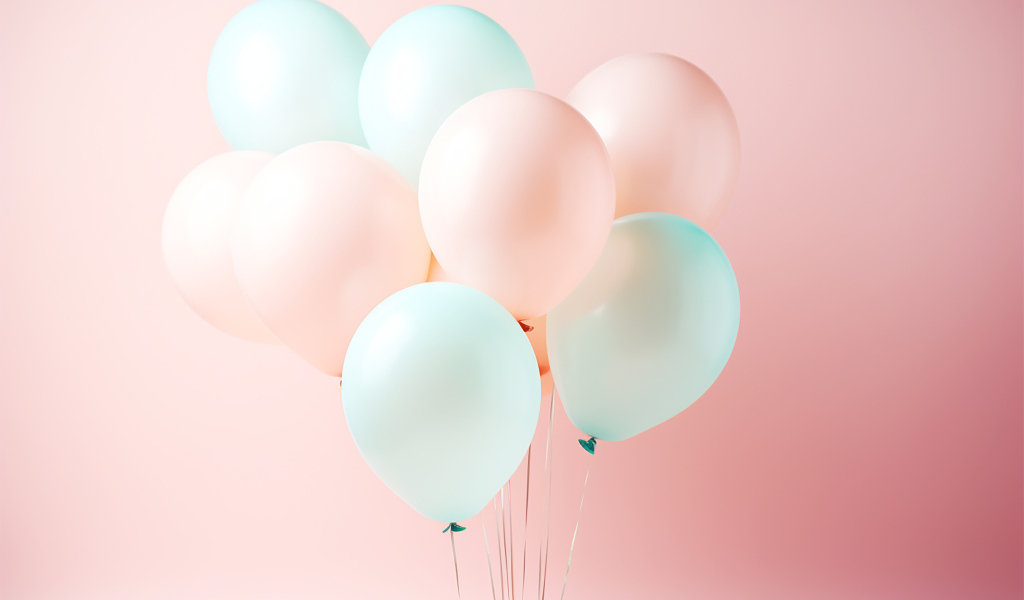 Воздушные шарики с гелием на розовом фоне