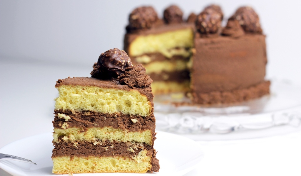 Вкусный шоколадный крем в торте