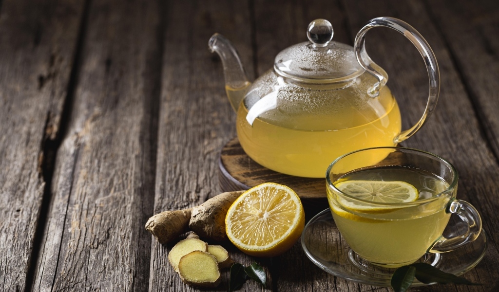 Заварник с вкусным лимонно - имбирным чаем