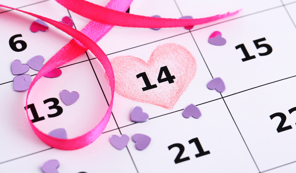 Календарь и ленточка на День Святого Валентина