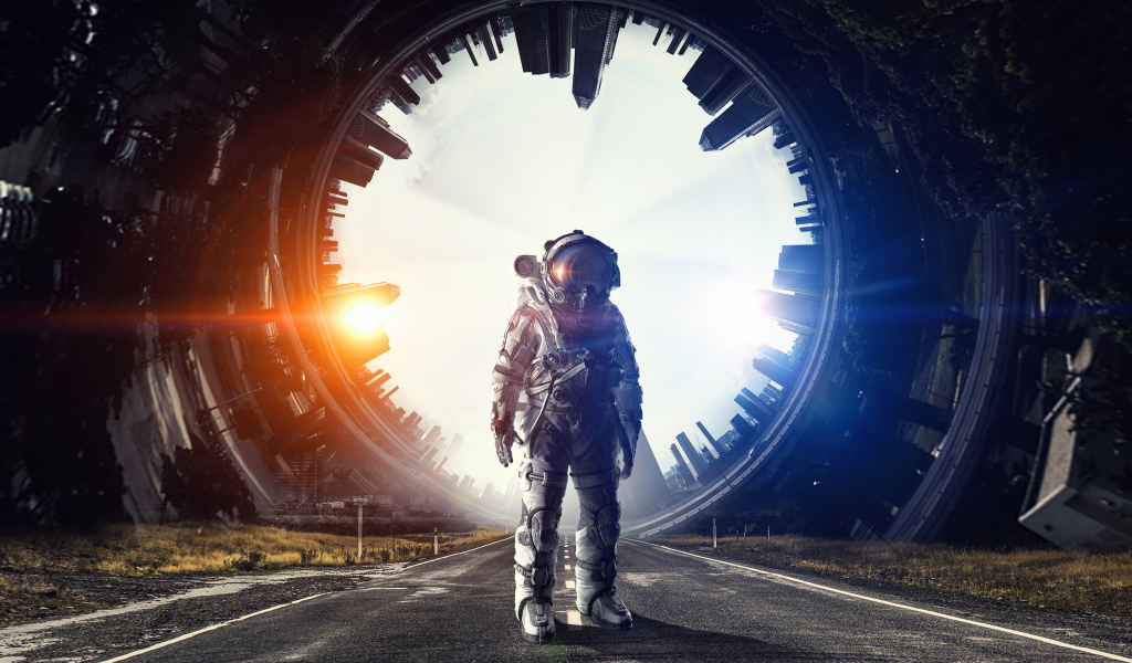 Мужчина астронавт с космическим кораблем на дороге