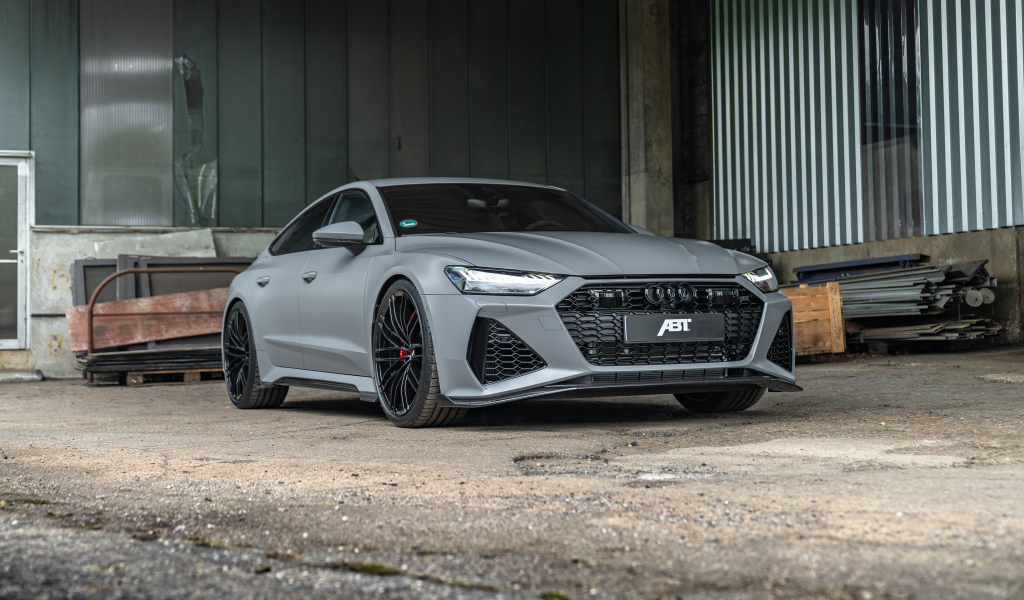 Автомобиль ABT RS7-S 2024 года в гараже
