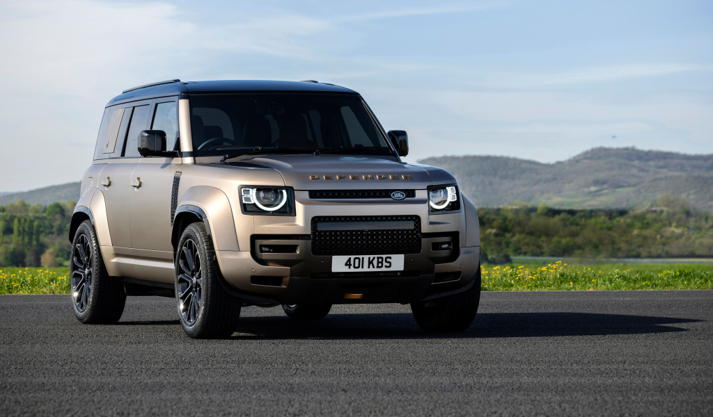 Автомобиль Defender OCTA 2024 года