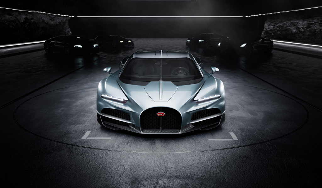 Вид спереди на автомобиль Bugatti Tourbillon 2024 года