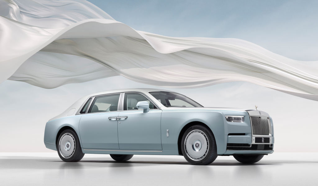 Автомобиль Rolls-Royce Phantom Scintilla 2025 года