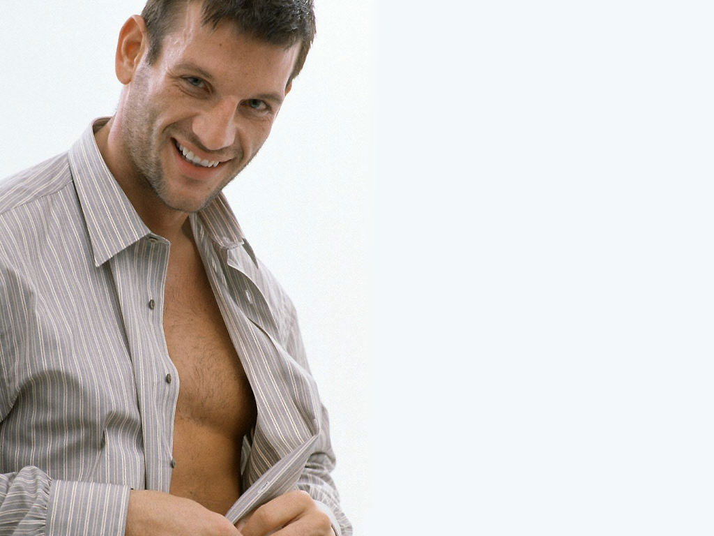 симпатичный мужчина