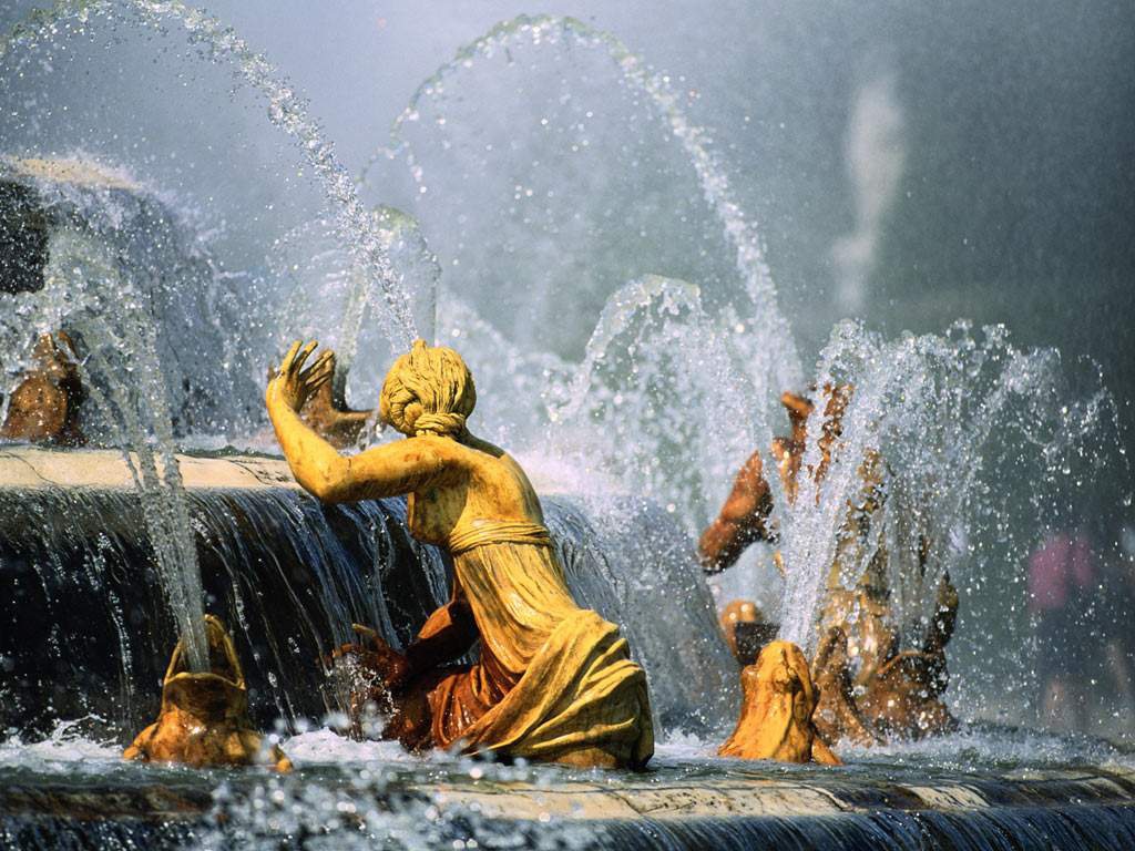 Красивый фонтан