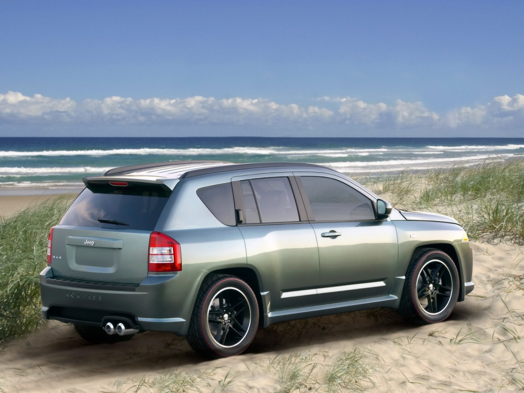 Jeep Compass у моря