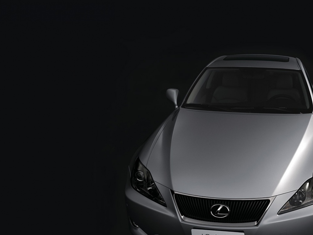 Черный Lexus IS 250