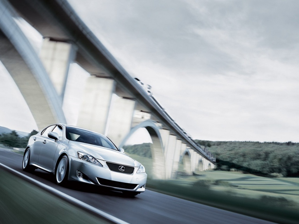 Быстрый Lexus IS 250