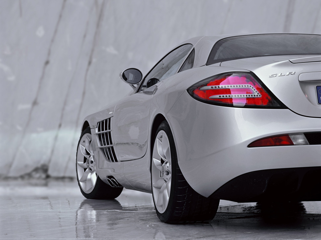 SLR McLaren - для любителей больших скоростей