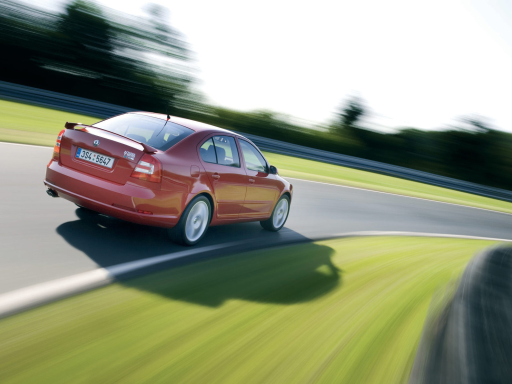 Красная Шкода