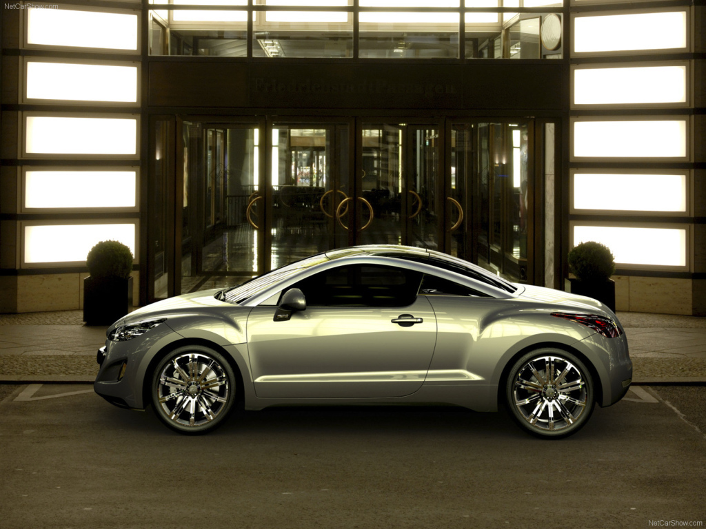 Peugeot 308 RC красивый автомобиль