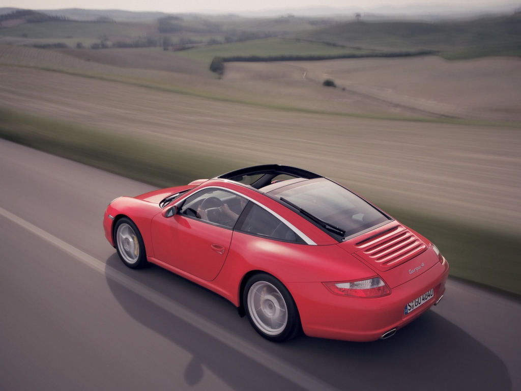 Крутой авто Porsche 911 2007 года