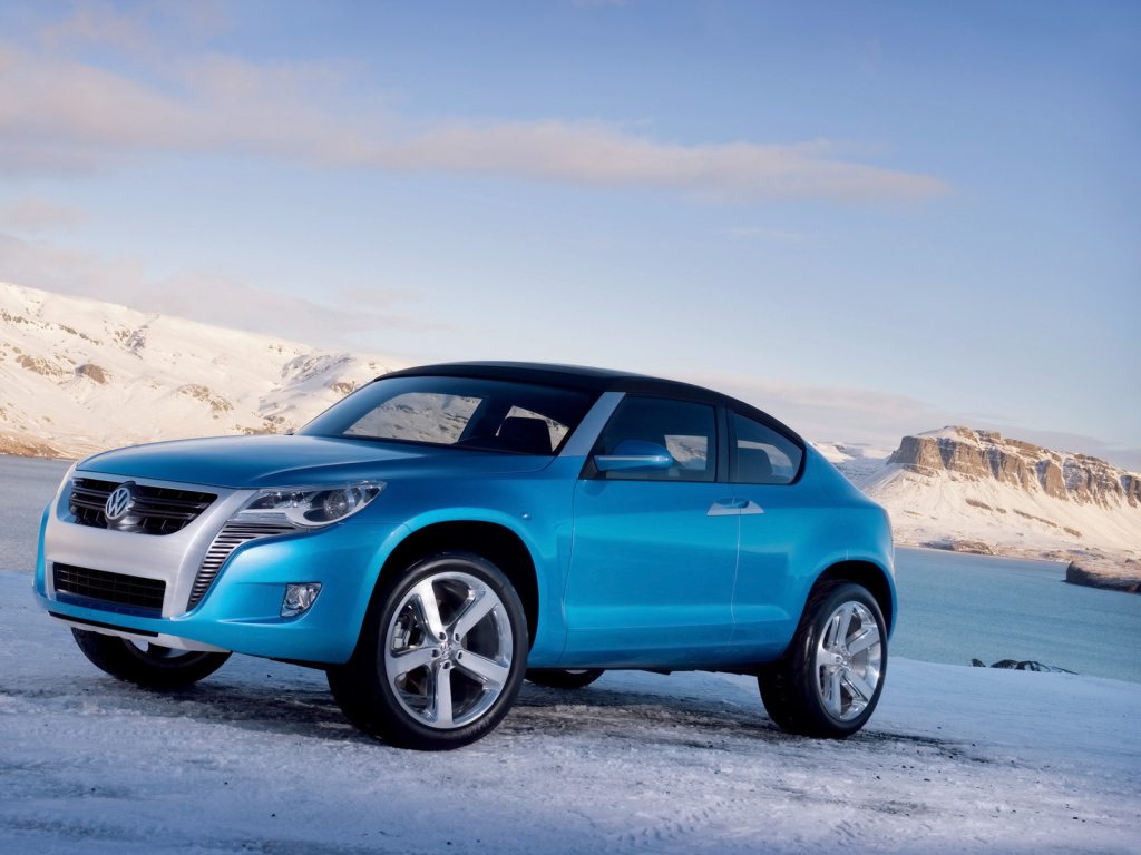 Синий Volkswagen 2006 года