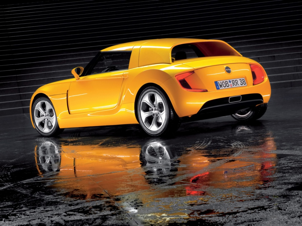 Volkswagen желтый