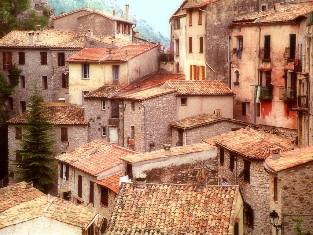 Крыши Ocher Peille