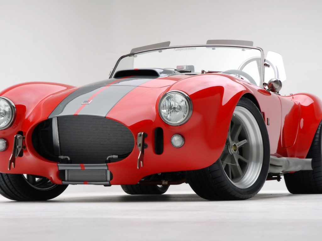 Красный спорткар