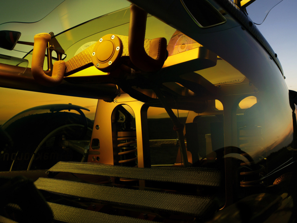 Автомобиль для нудистов