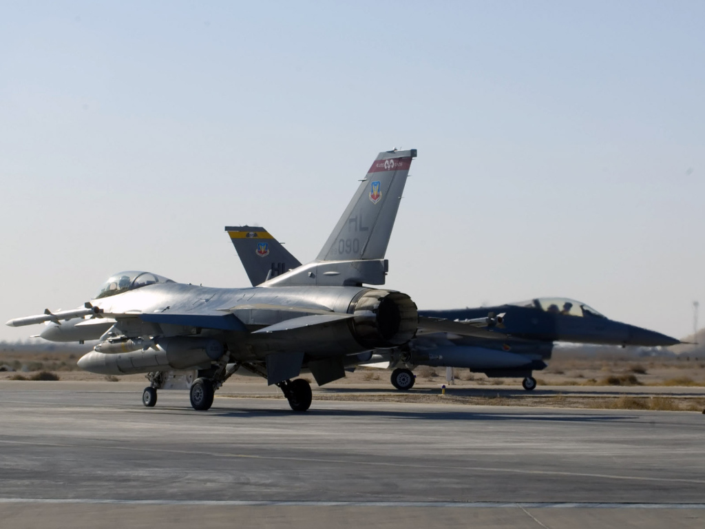 Военная авиация / подготовка ко взлету