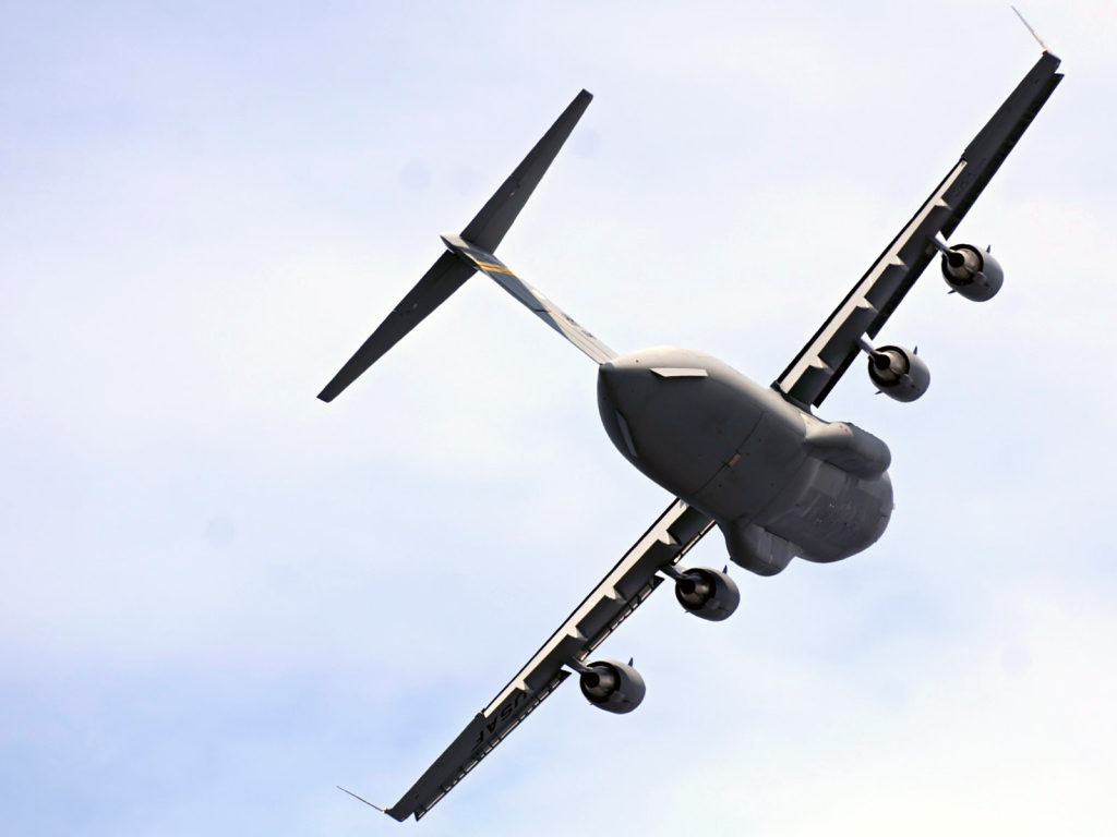 Военная авиация / разворот