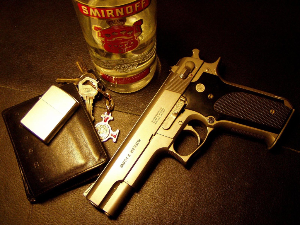 Smirnoff и Smith & Wesson