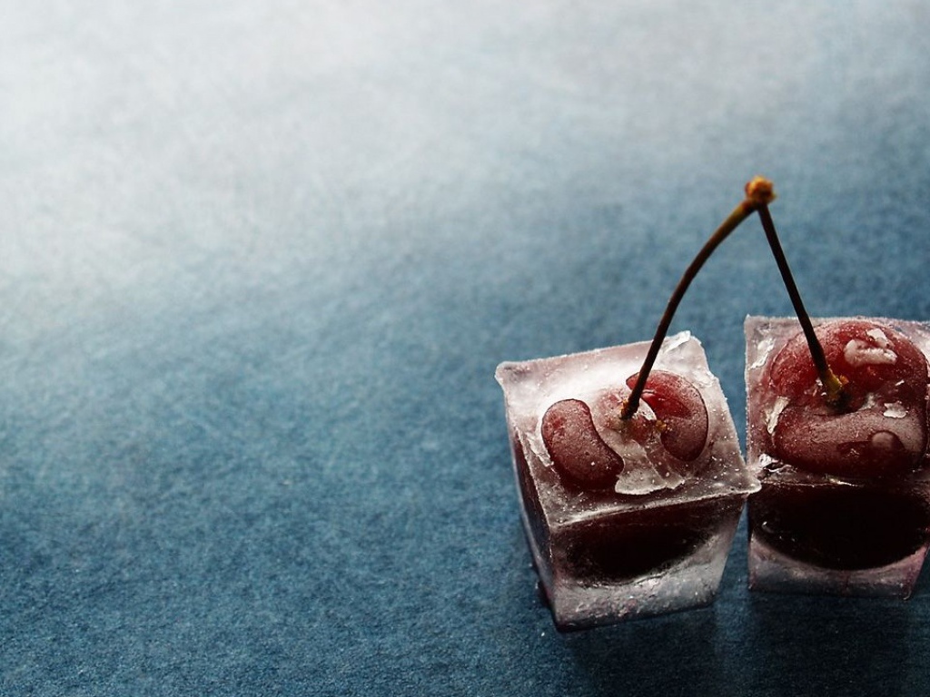 Замороженная вишня