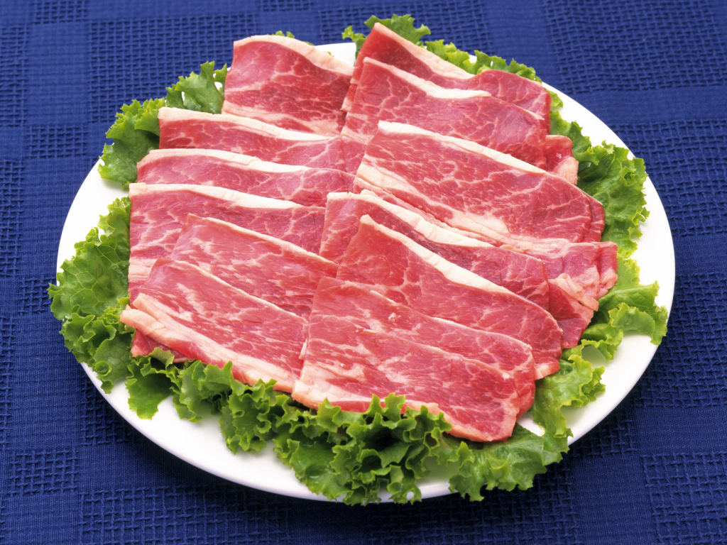 Мясо и зелень