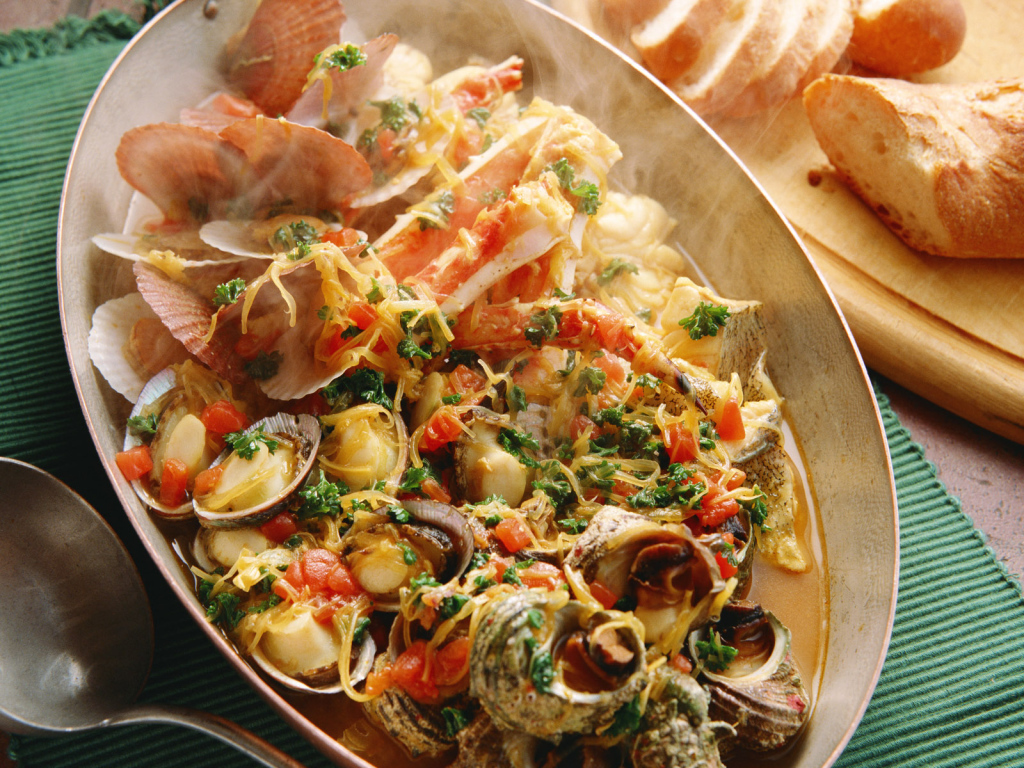 Мясное блюдо с морепродуктами