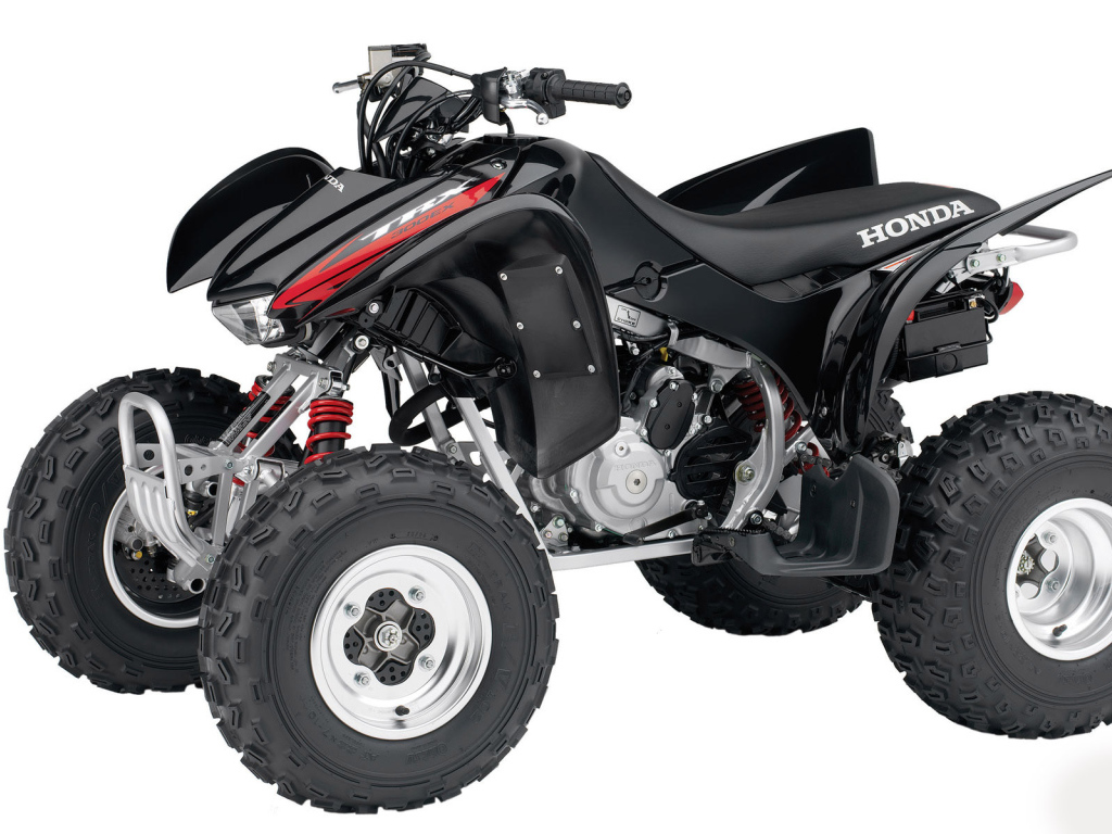 Спортивный Honda квадроцикл