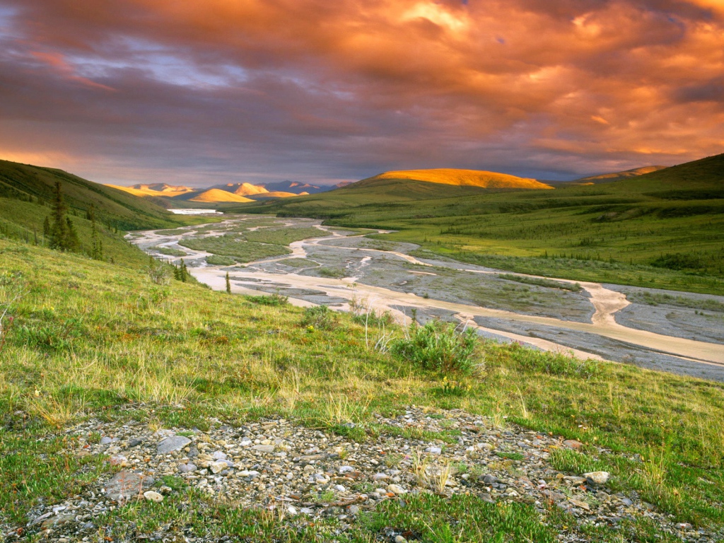 Холмистая долина