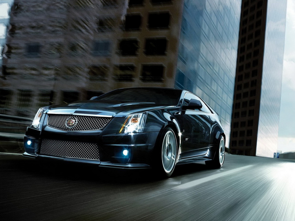 Cadillac CTS-V in movement