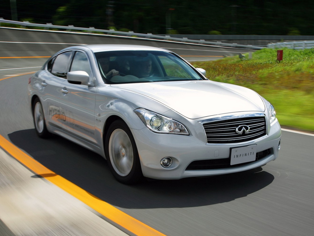 Infiniti-M35h