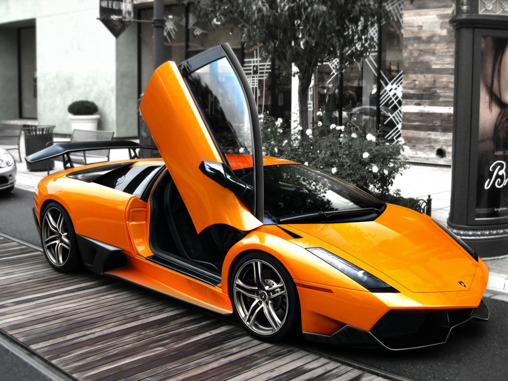 спортивный Lamborghini