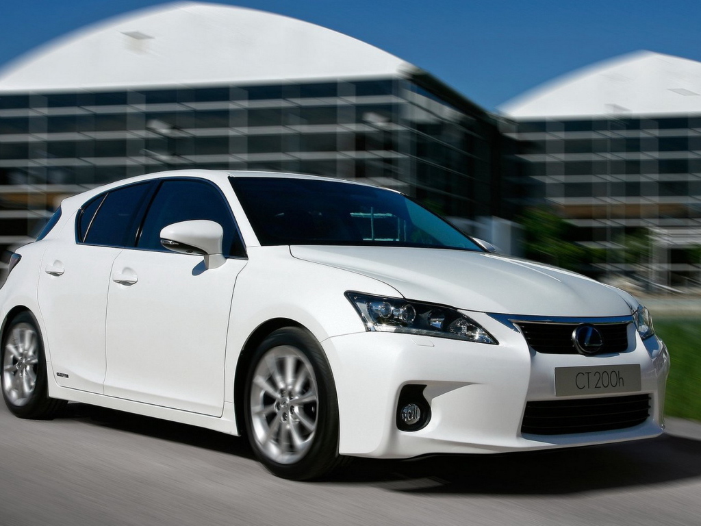 Lexus-CT 200h 2011