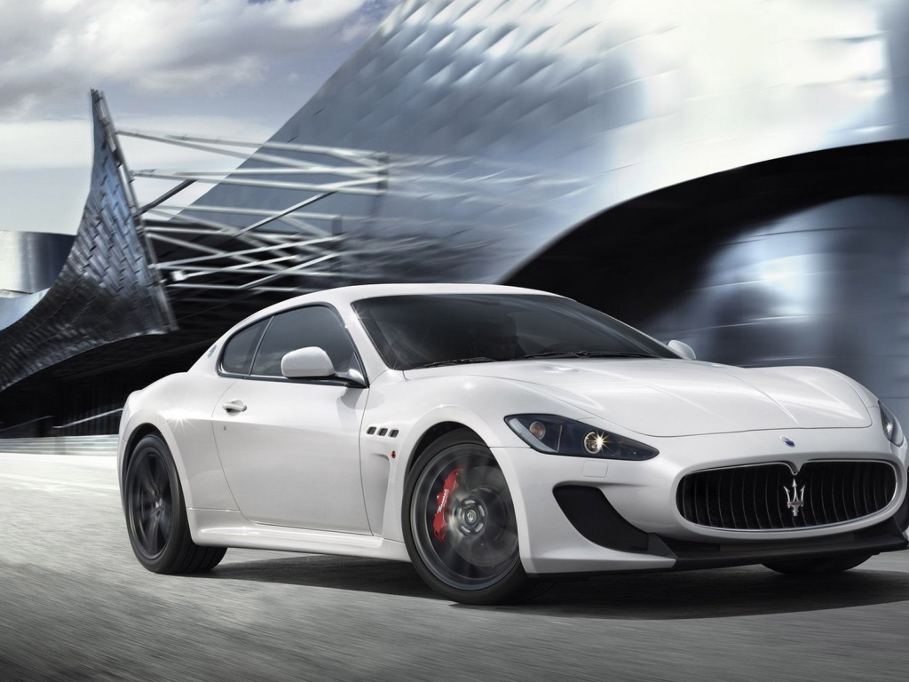 Мазерати ГранТуризмо MC 2012