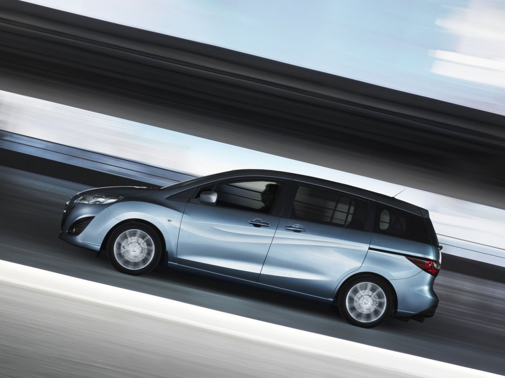 Обновленная Мазда 5