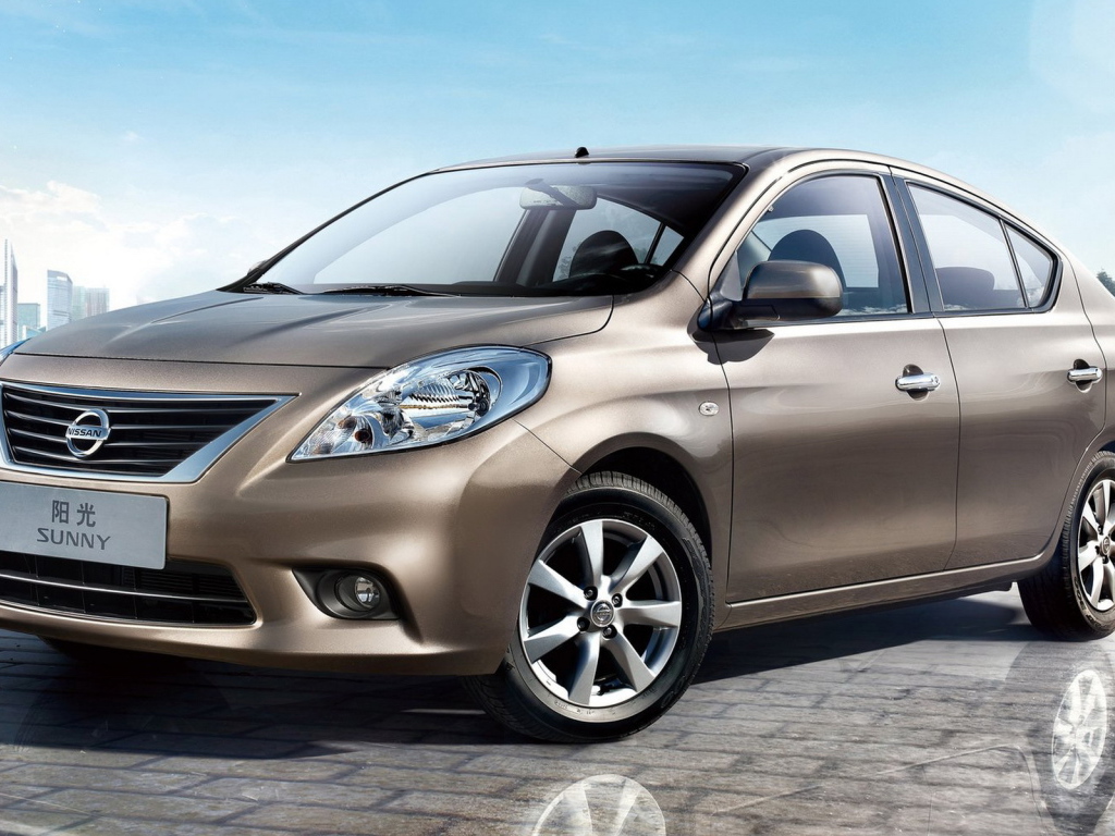 Ниссан Санни 2012