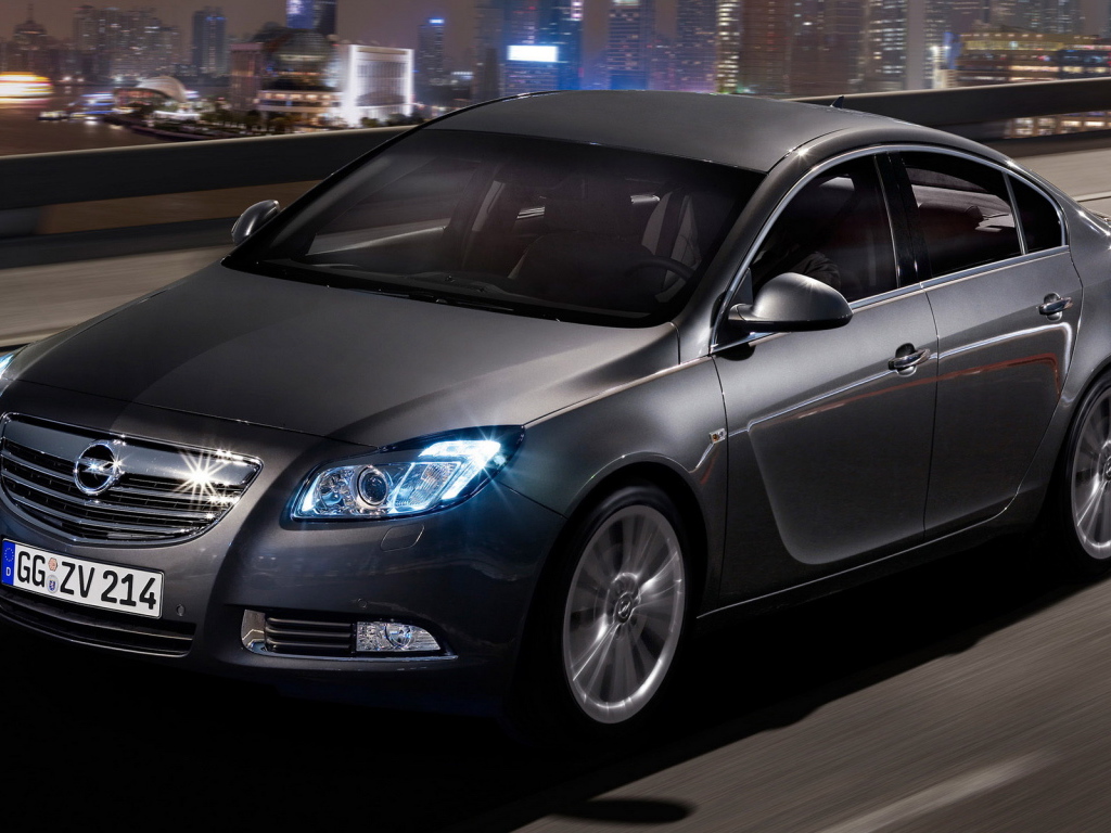 Опель Инсигния Хэтчбек